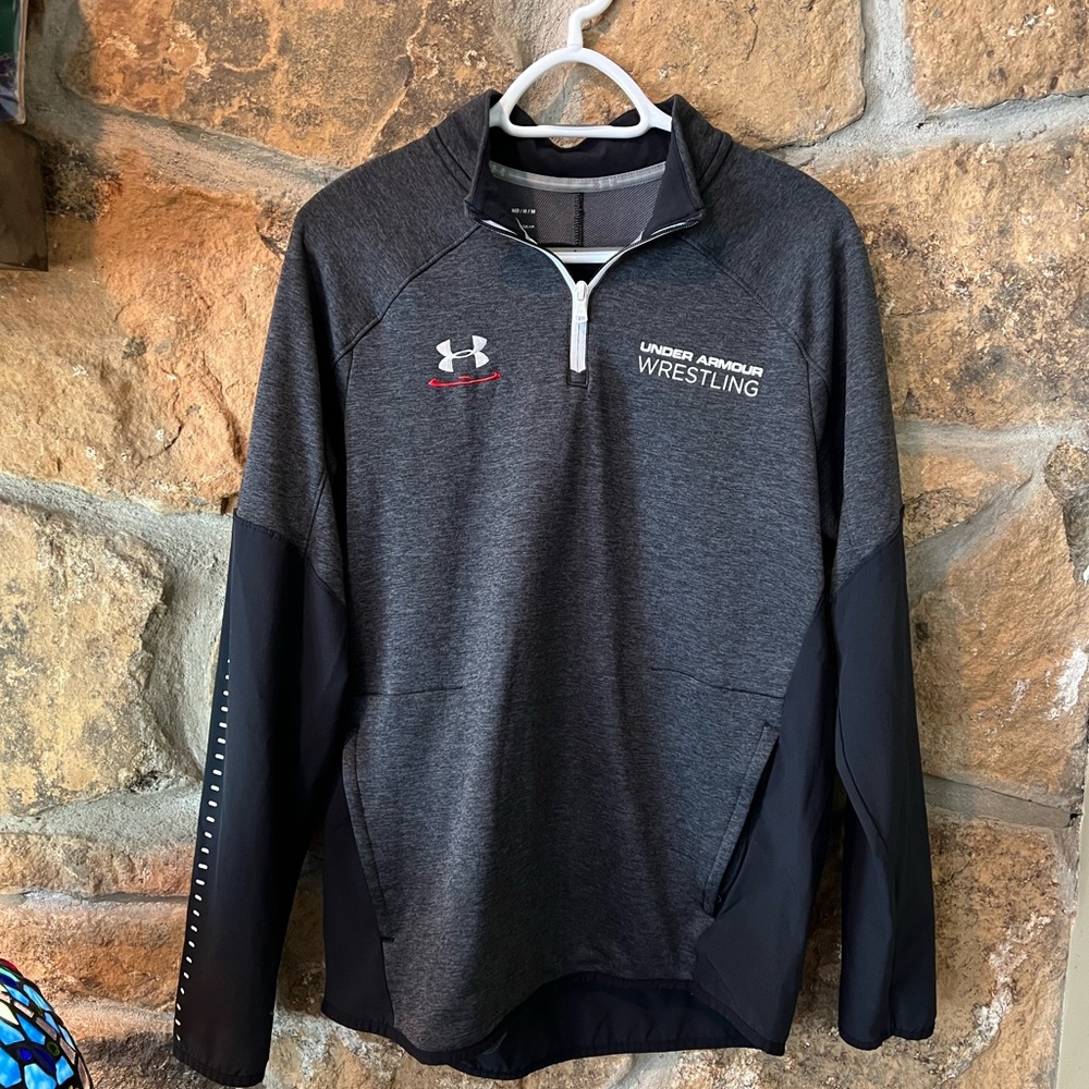 Under Armour Gray and Black Wrestling Sweatshirt